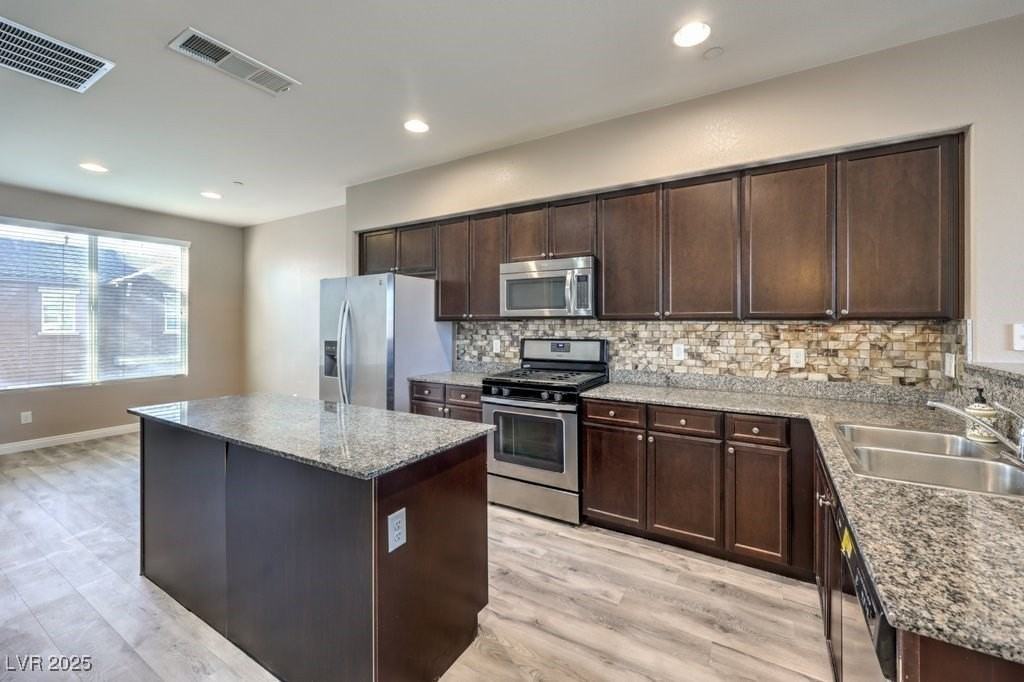 4516 Townwall St - Photo 7 of 39