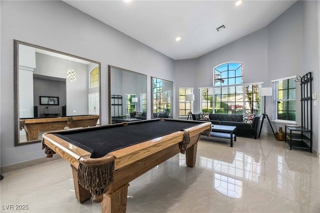 1400 Castle Crest Dr - Photo 4 of 50