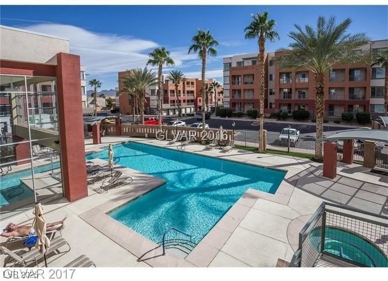 31 E Agate Ave #204