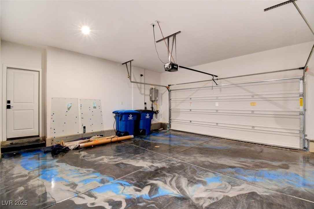 9246 Rampa St - Photo 7 of 18
