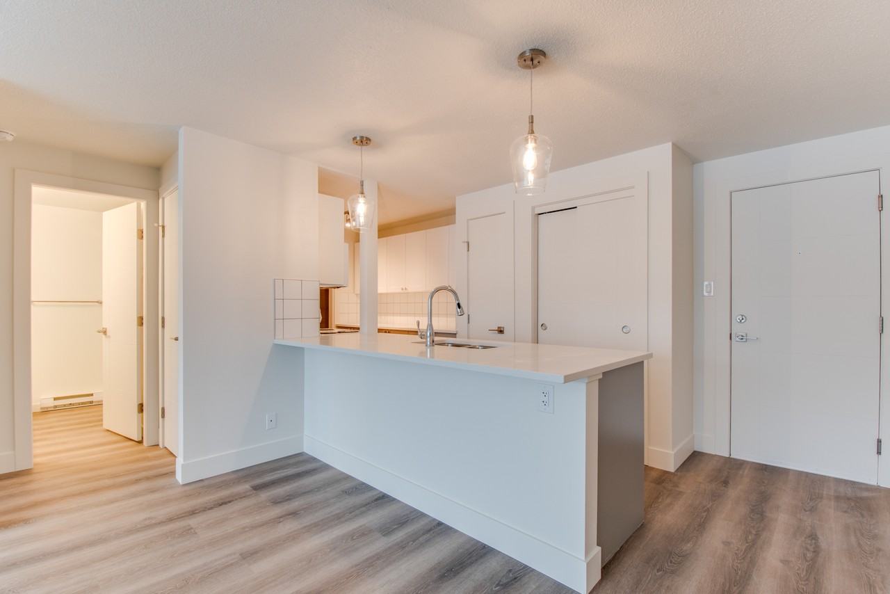 3904 32 St204 #204 - Photo 3 of 20