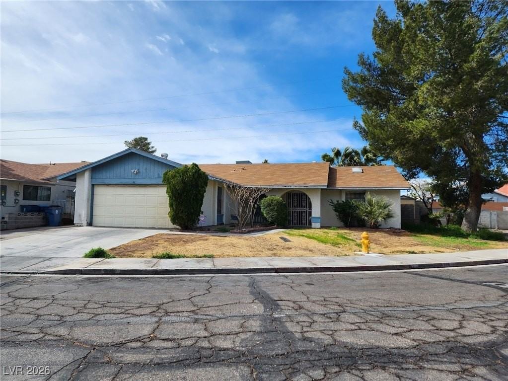 1823 Niblick Cir - Photo 3 of 22