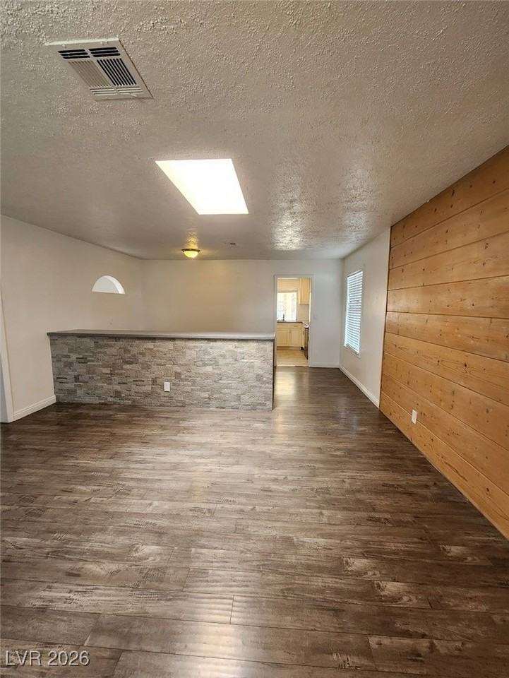 1823 Niblick Cir - Photo 7 of 22