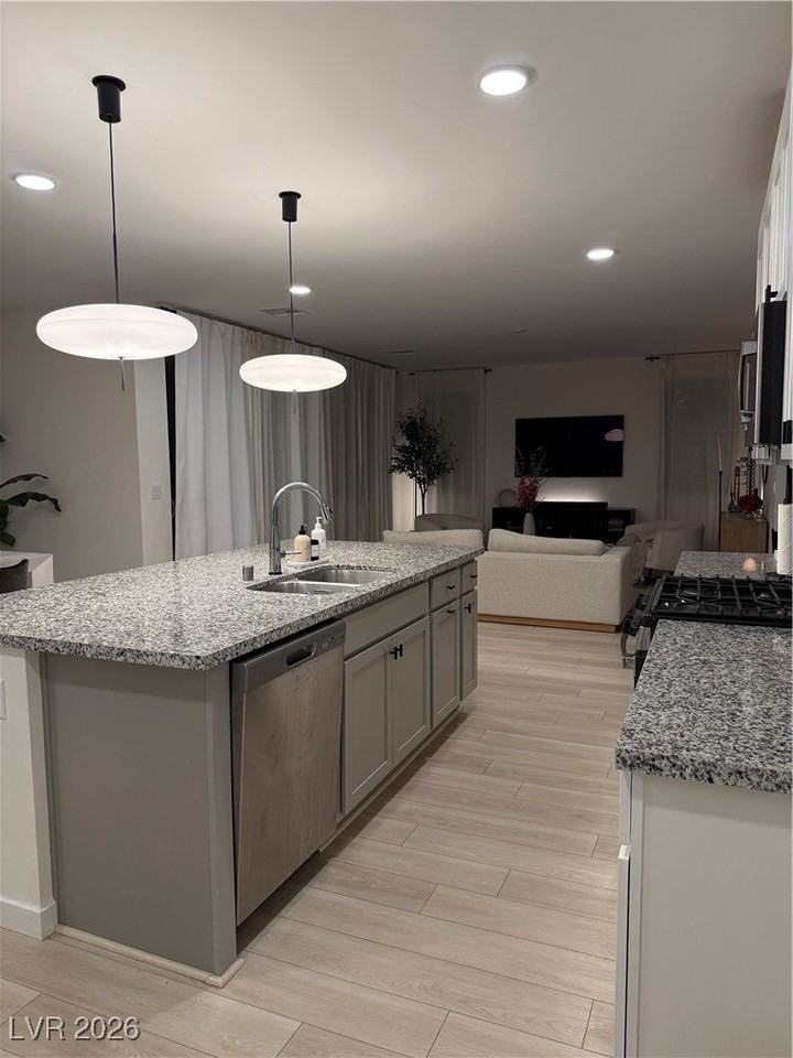 1125 Chestnut Sparrow Ave - Photo 4 of 9