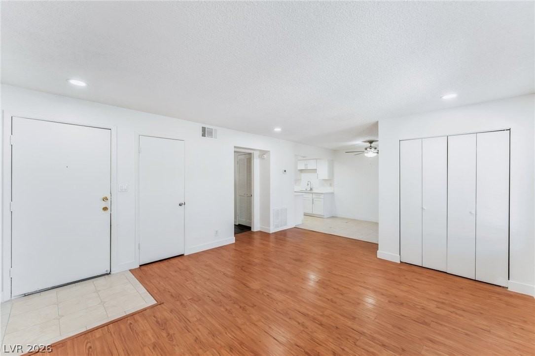 4361 Gannet Cir #159 - Photo 5 of 30