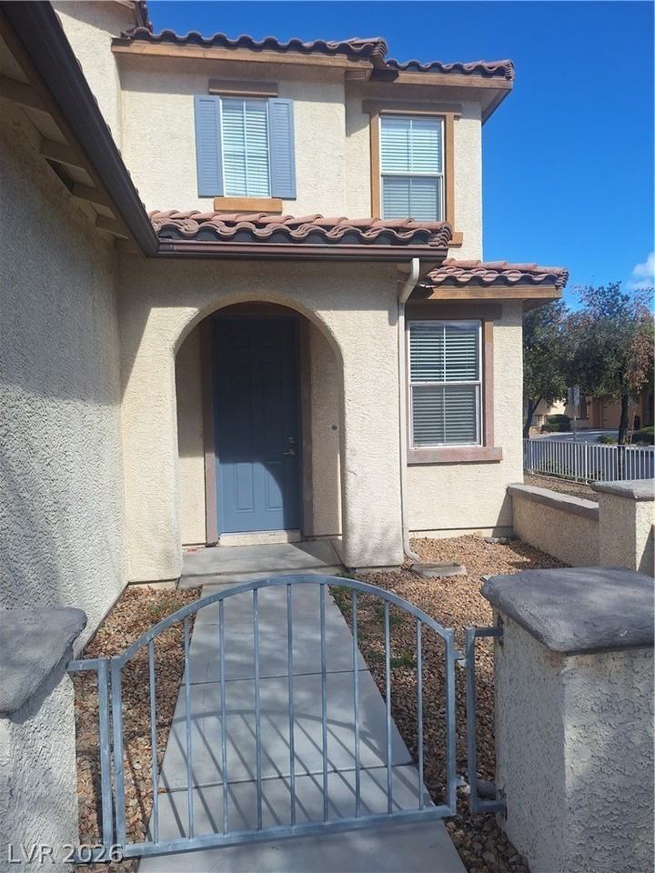 304 Raptors View Ave - Photo 3 of 24