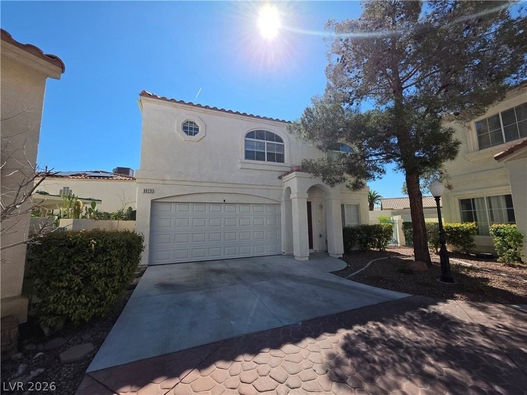 8829 Cornwall Glen Ave - Photo 3 of 50
