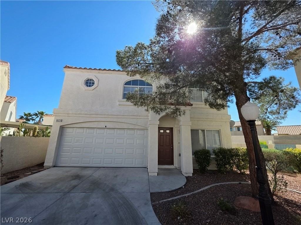 8829 Cornwall Glen Ave - Photo 4 of 50