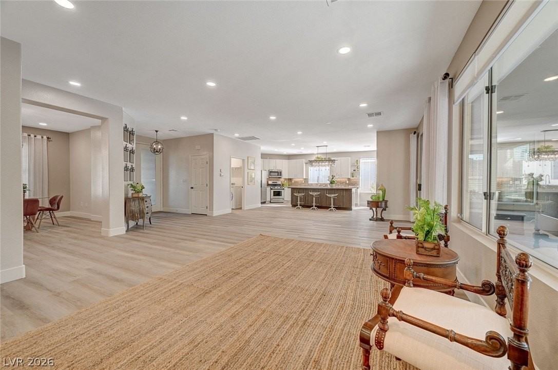 4589 Bersaglio St - Photo 6 of 48