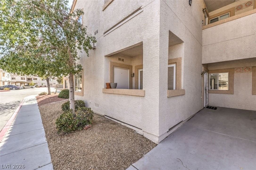 855 N Stephanie St #1015