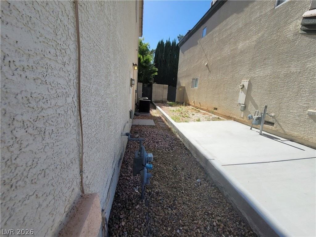 7817 Falconwing Ave - Photo 6 of 50