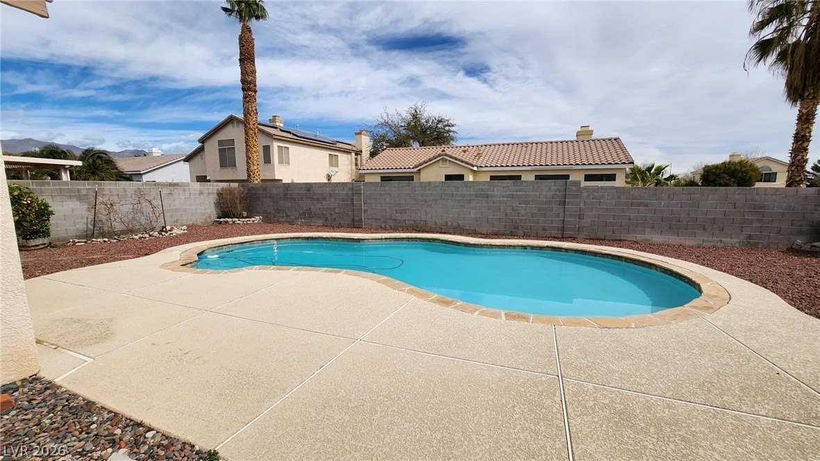 6126 Leaning Rock Ct - Photo 2 of 13