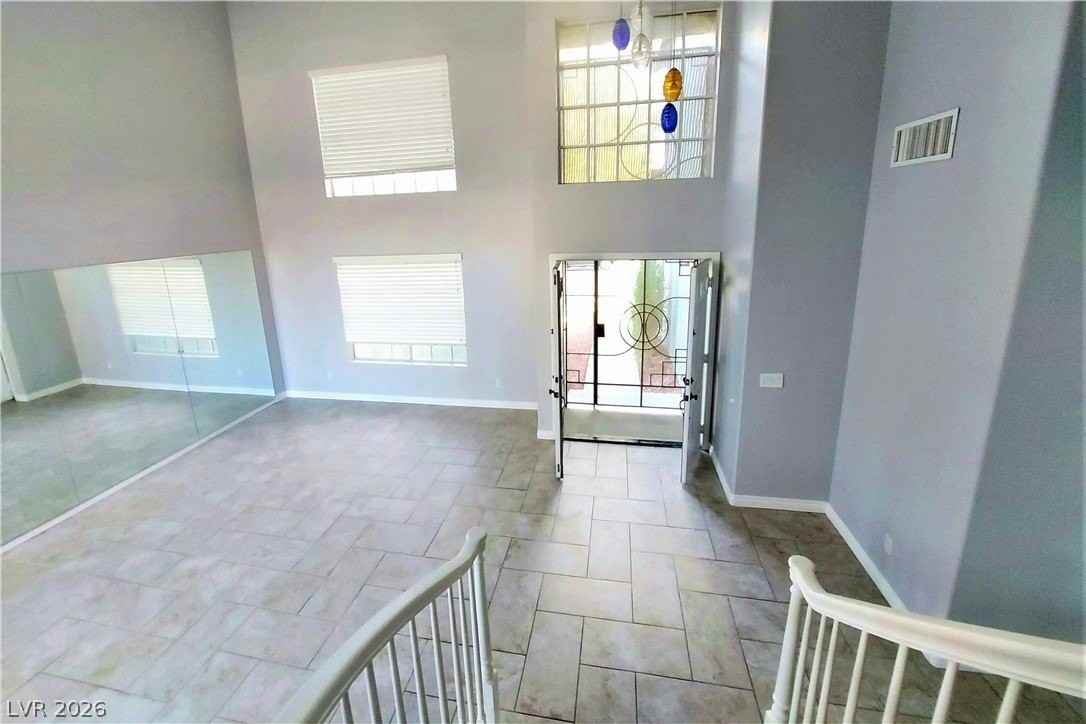 8272 Tibana Way - Photo 5 of 43
