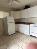 640 6th St #B - Photo 1 of 1