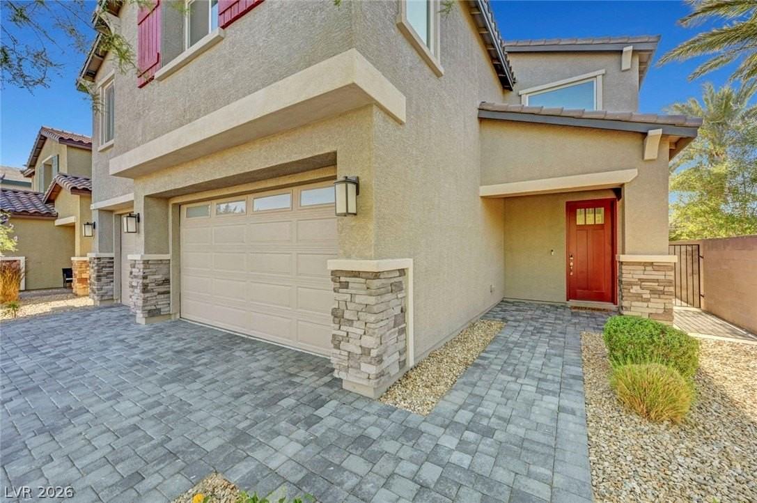 7447 Ardenno St - Photo 4 of 50