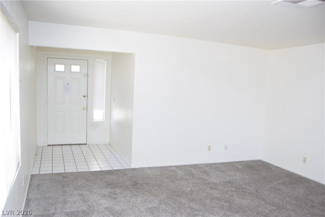 1360 Pacific Terrace Dr - Photo 6 of 43