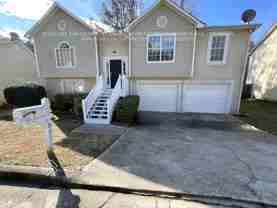 842 Stonebridge Cres - Photo 1 of 1