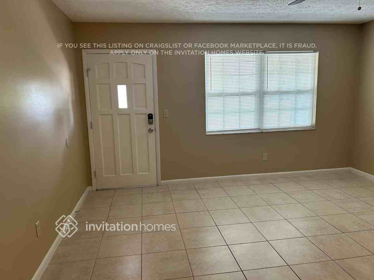 4402 Presidential St - Photo 2 of 13