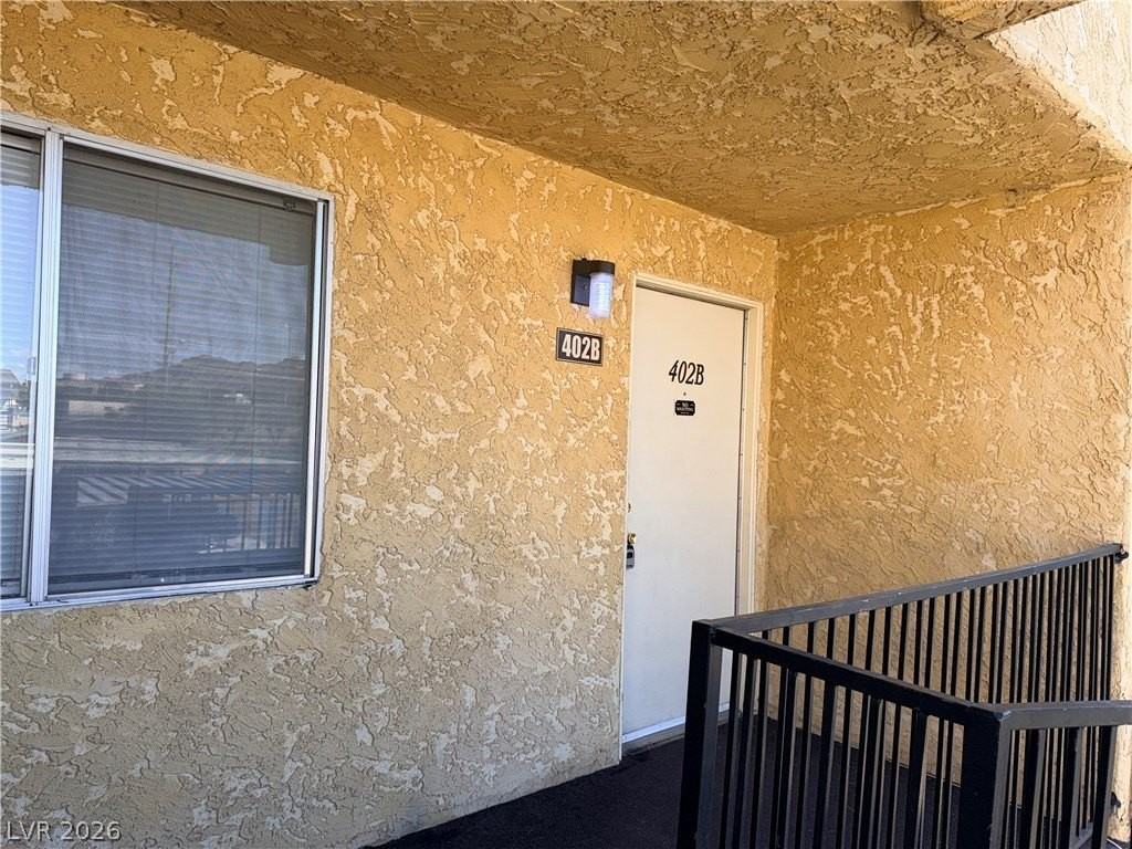 1303 Darlene Way #402B