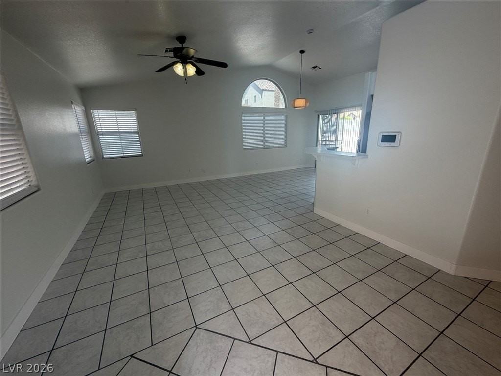 7505 Flat Rock St - Photo 2 of 20