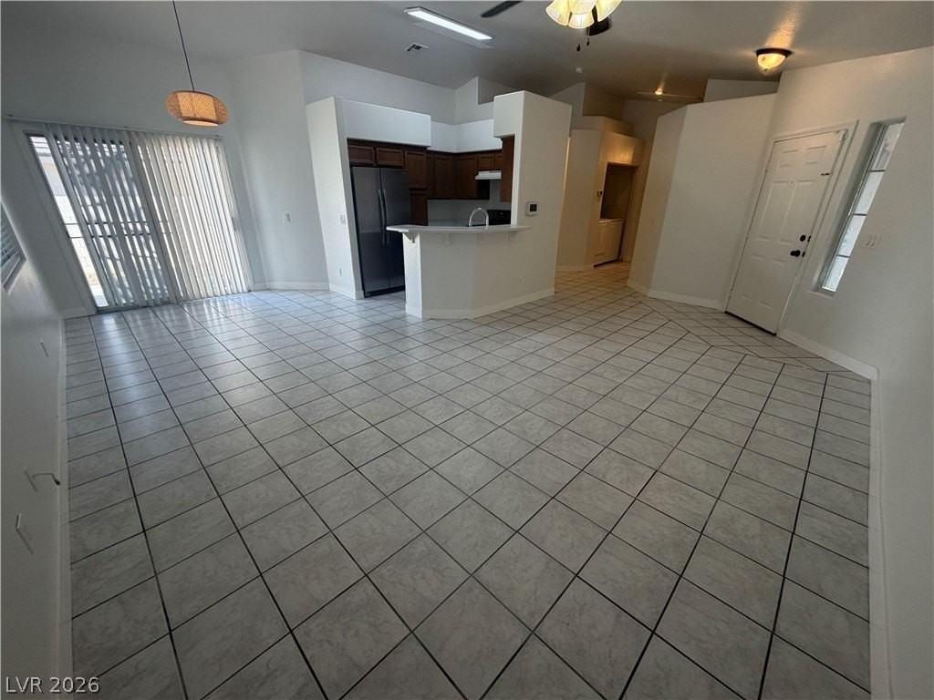7505 Flat Rock St - Photo 3 of 20