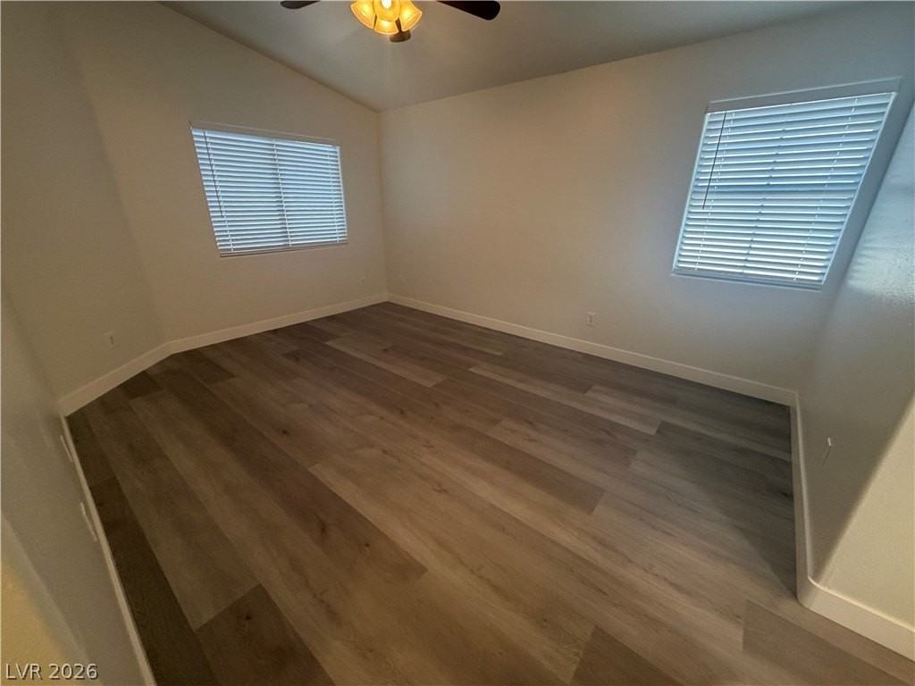 7505 Flat Rock St - Photo 7 of 20