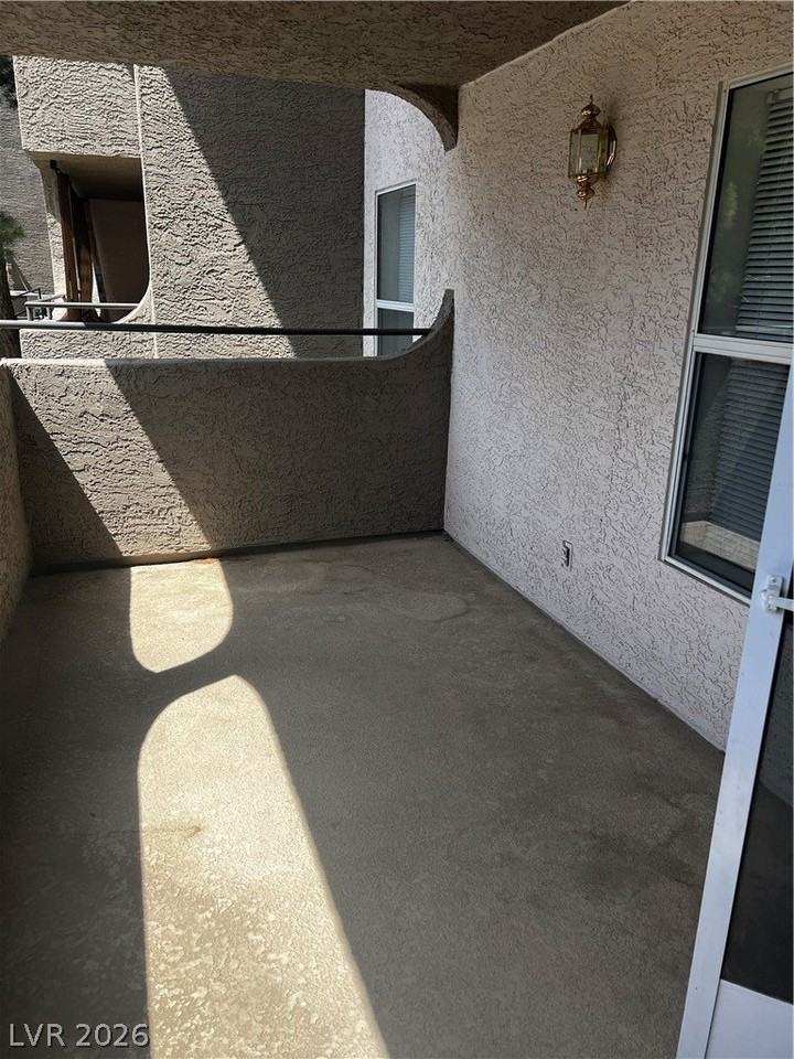 701 Capri Dr #11B - Photo 5 of 26