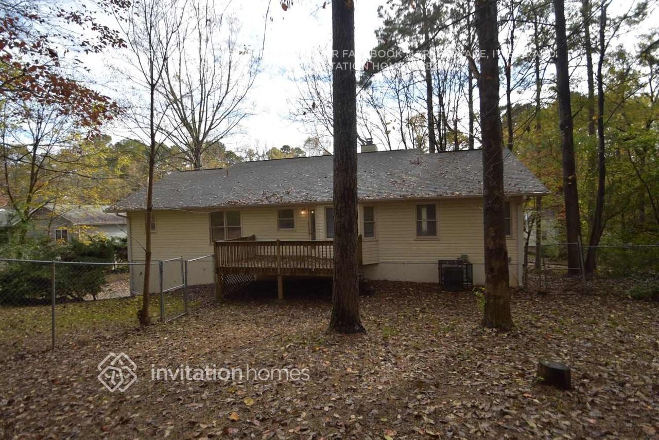 6970 Heritage Pl - Photo 4 of 5