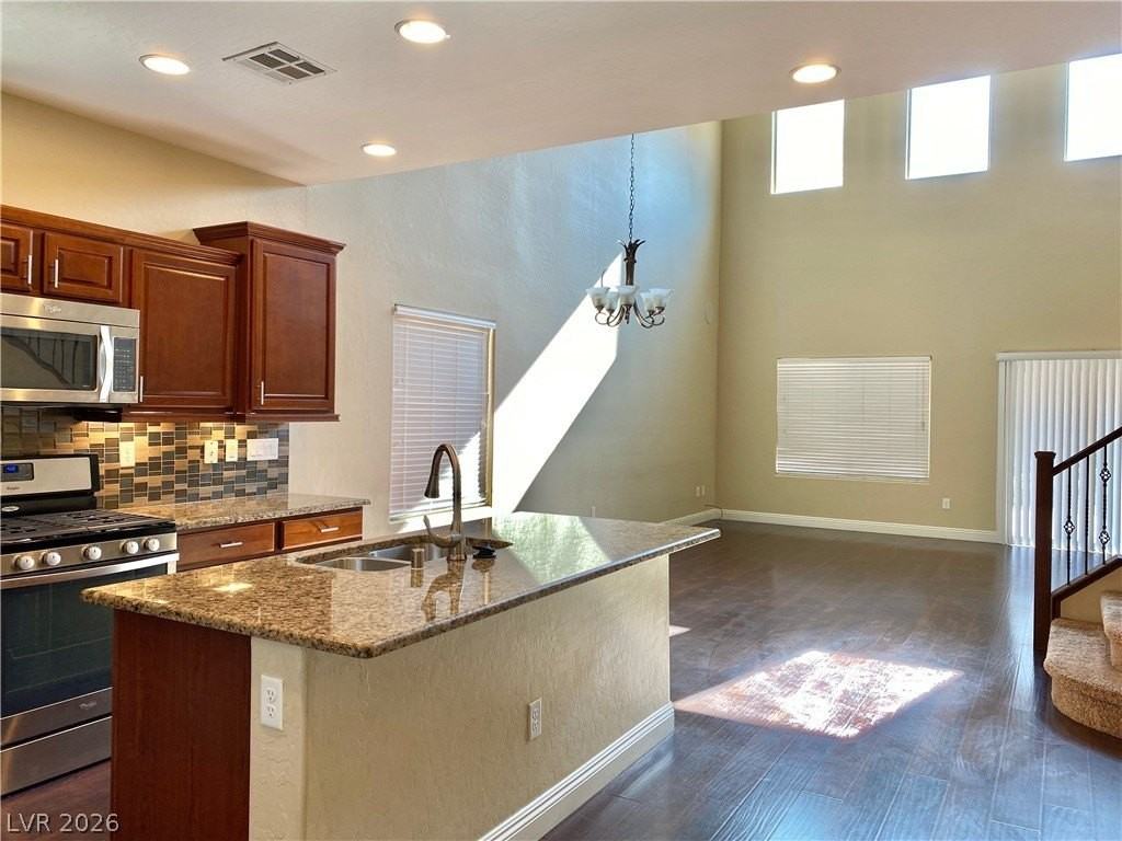 5787 Mesa Mountain Dr - Photo 3 of 13