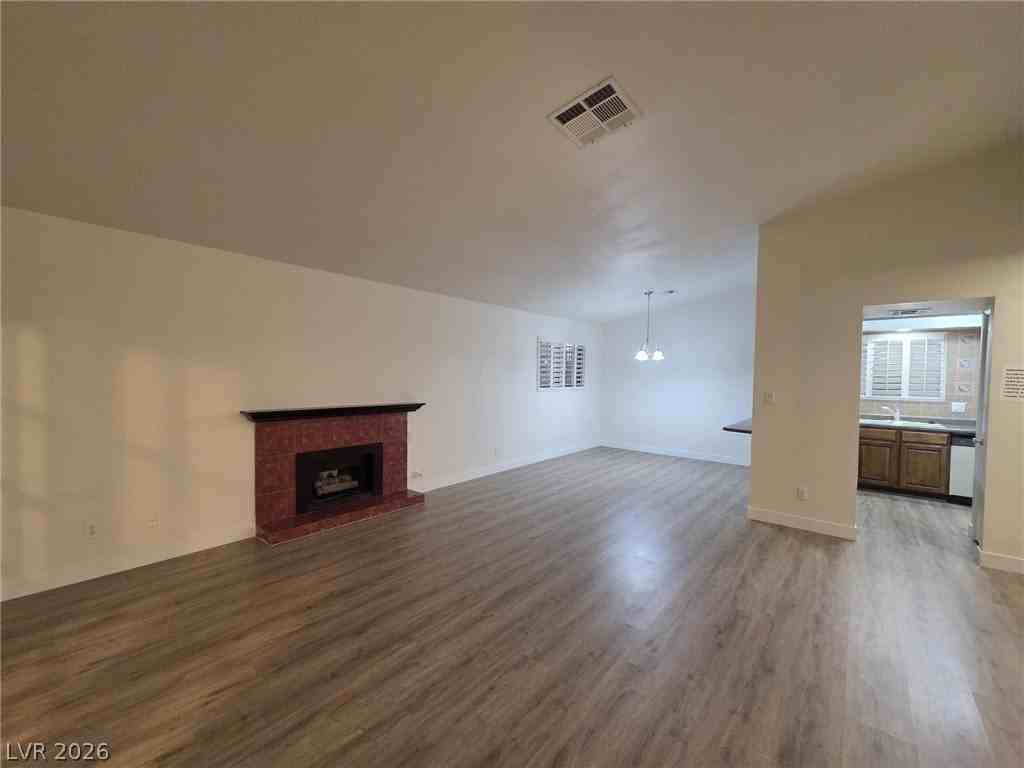 3317 Racquet St - Photo 3 of 27