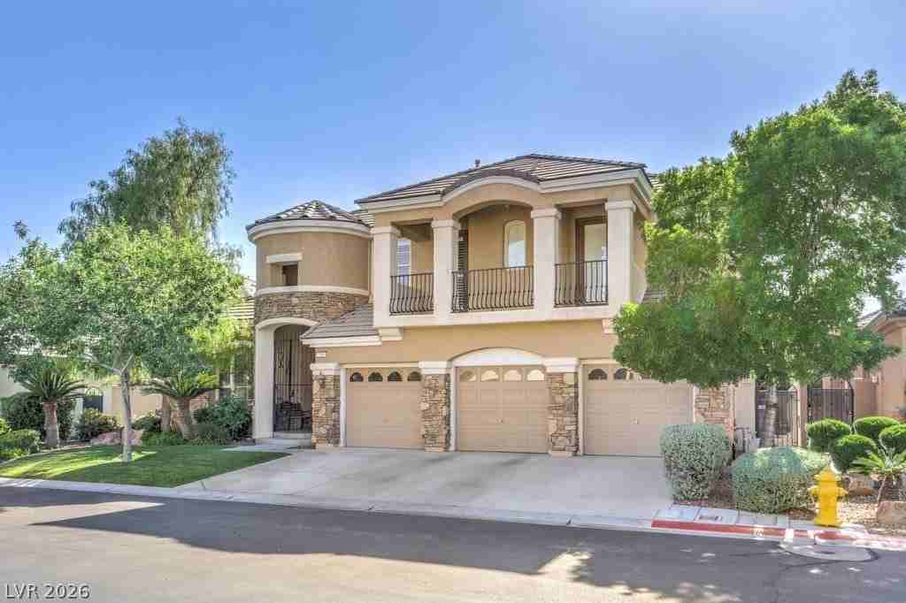 305 Onyx Crest St - Photo 2 of 40