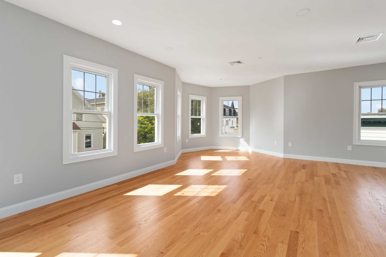 20 Alston St #20 - Photo 4 of 36