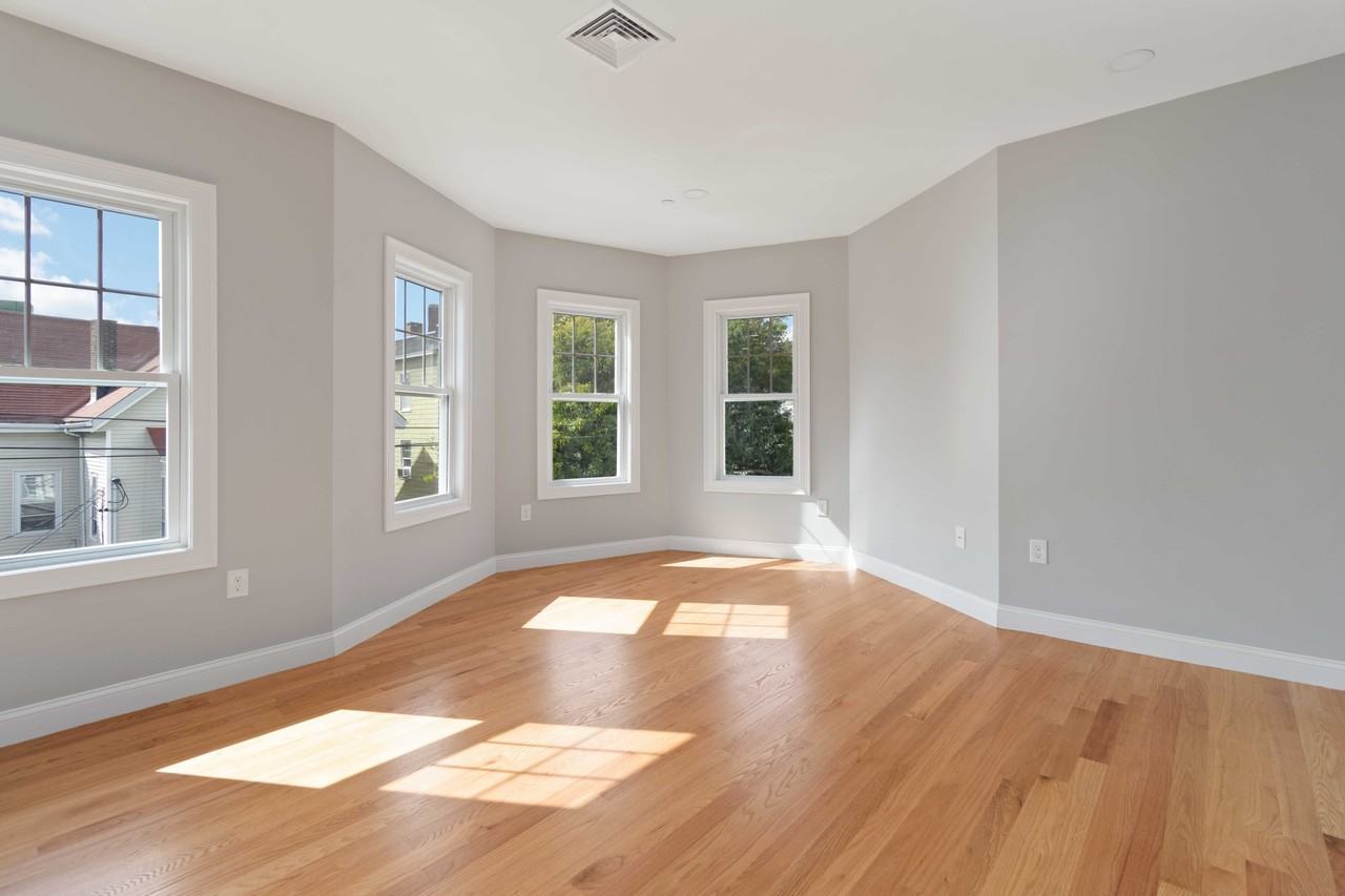 20 Alston St #20 - Photo 5 of 36