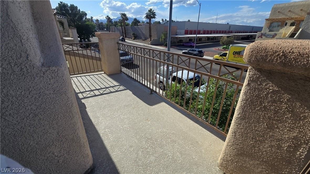 8229 Laredo St - Photo 4 of 28