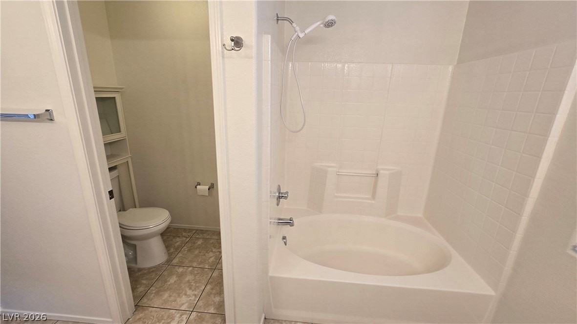 8229 Laredo St - Photo 5 of 28
