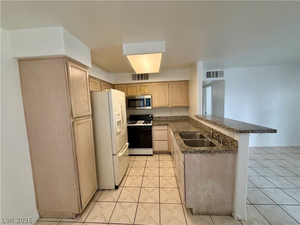 3131 Key Largo Dr #104 - Photo 3 of 14