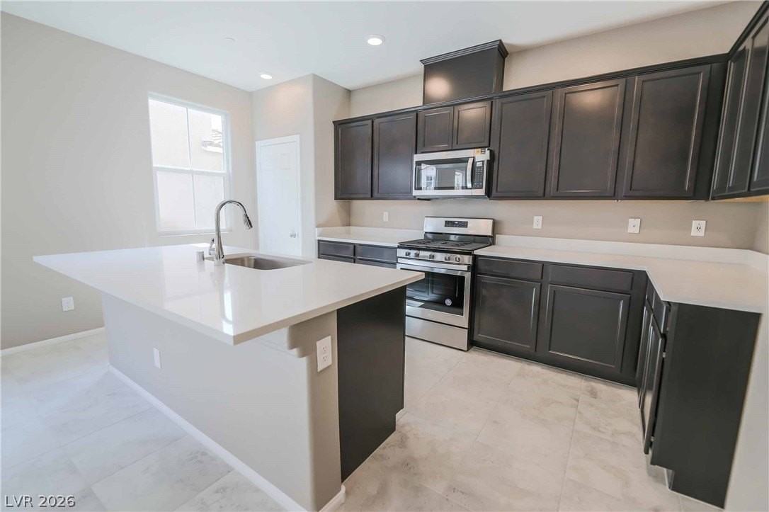 3167 Mckenna Dawn Ave - Photo 5 of 32