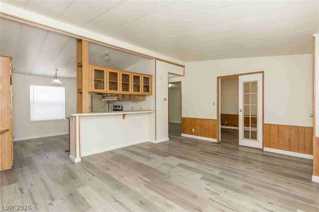 1130 E Mesquite Ave - Photo 5 of 33