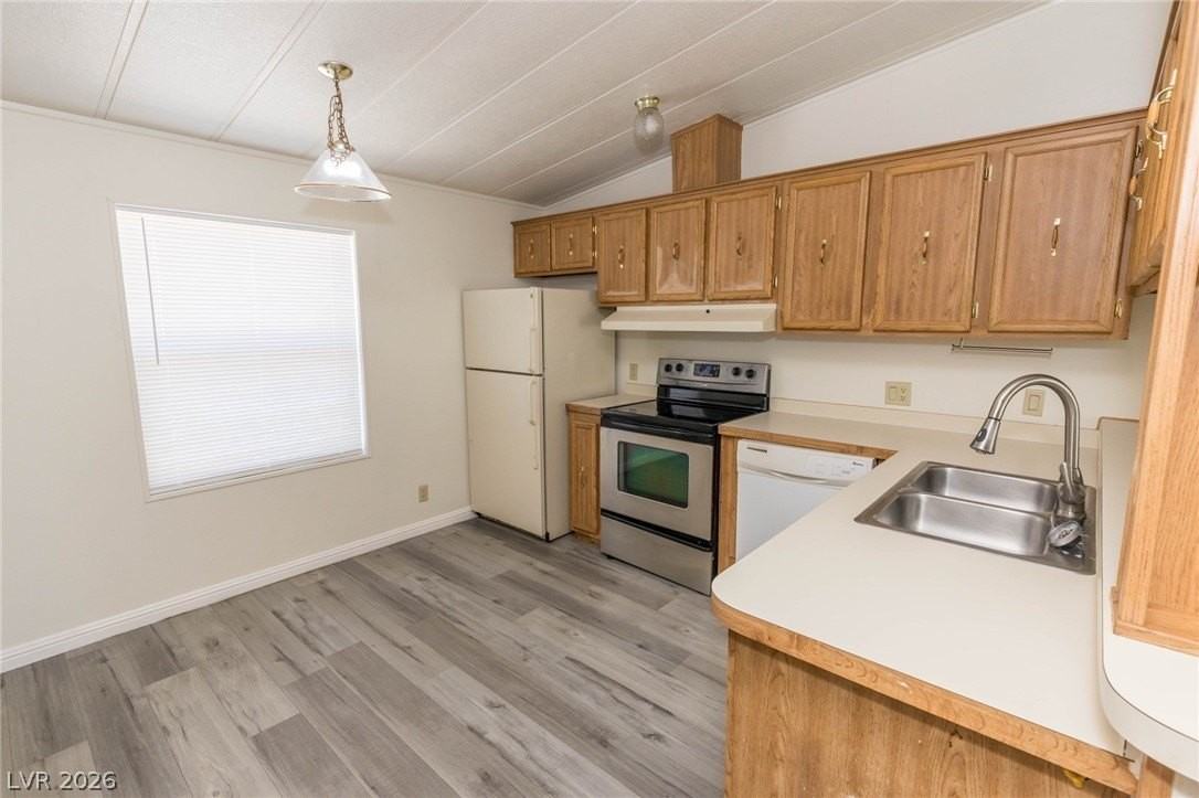 1130 E Mesquite Ave - Photo 7 of 33