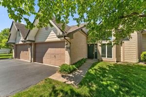 featured image of 1542 W 93rd Ct