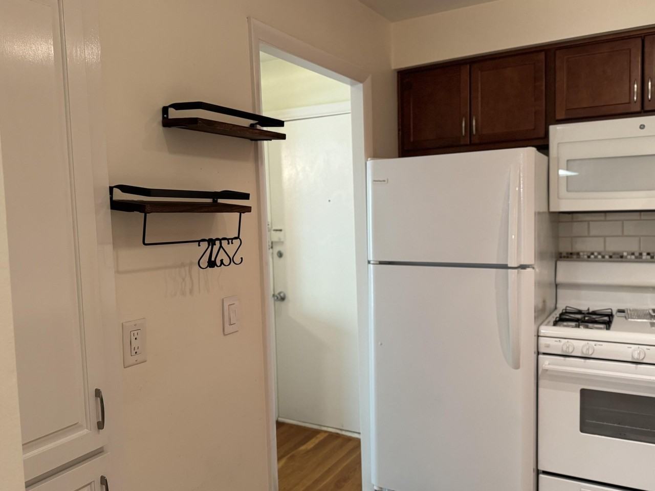 1249 Island Dr #102 - Photo 6 of 19