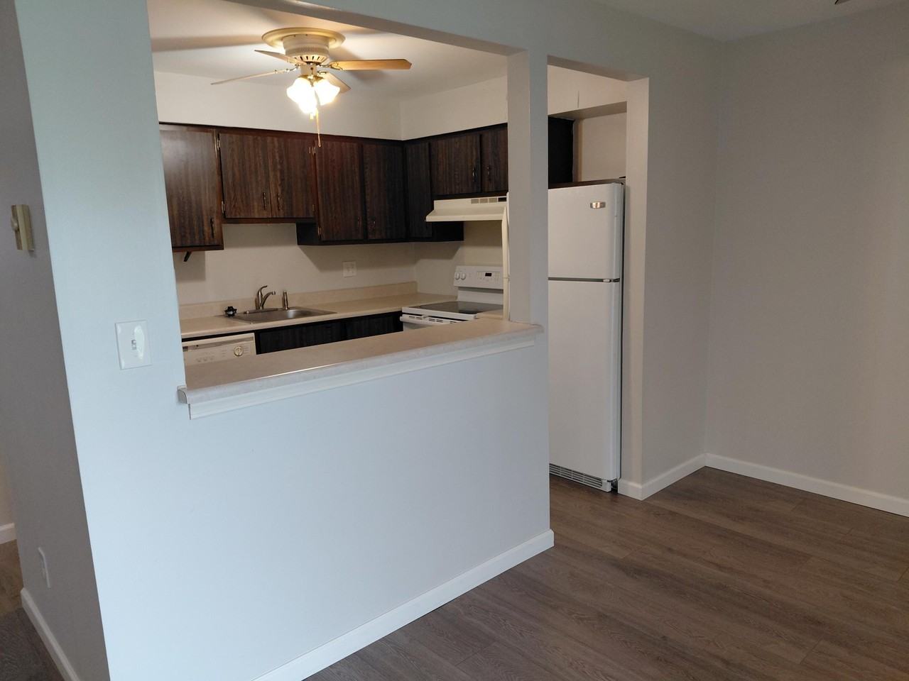 7513 Woodview St - Photo 6 of 15