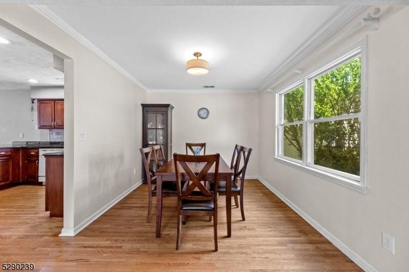 161 River Dr - Photo 6 of 22