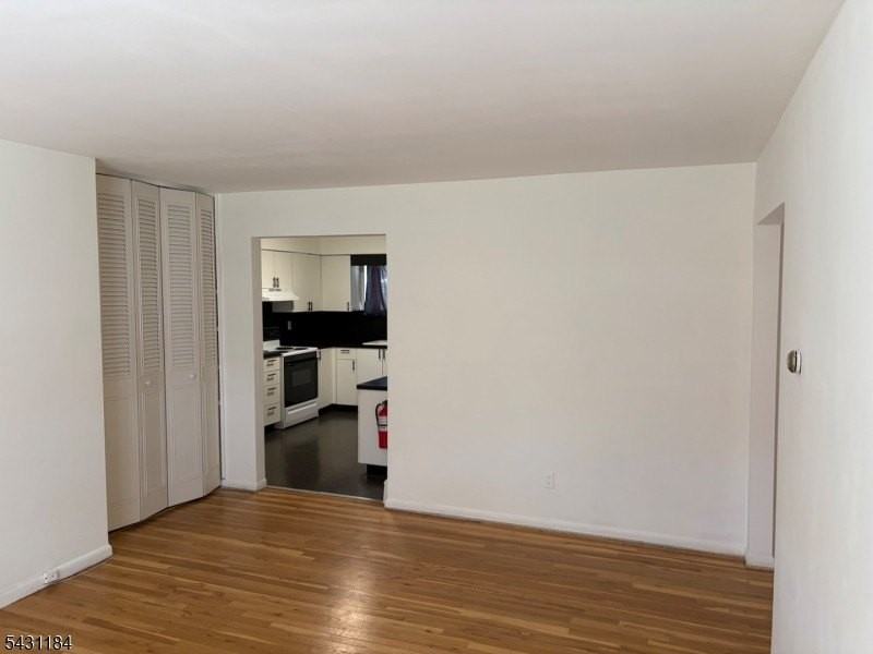 199B7 N Beverwyck Rd - Photo 3 of 7