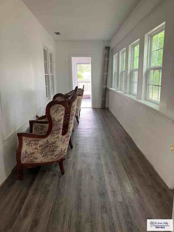 30 W Monroe St - Photo 4 of 13
