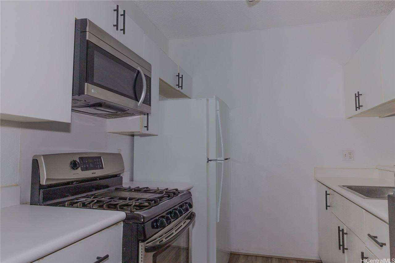 91-899 Puamaeole St #7S - Photo 3 of 14