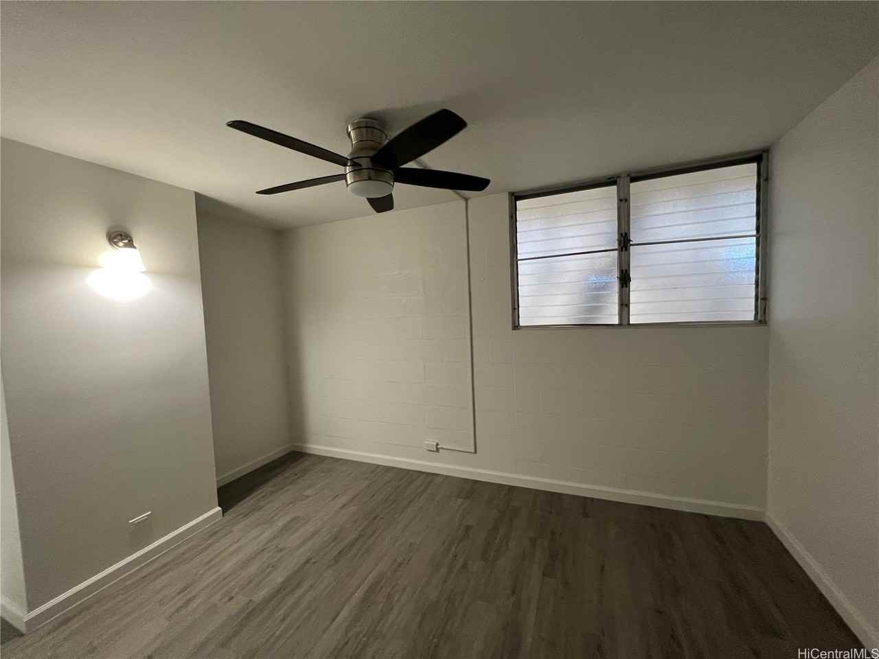 1545 Liona St #204 - Photo 5 of 10
