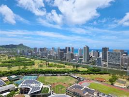 featured image of 581 Kamoku St #4