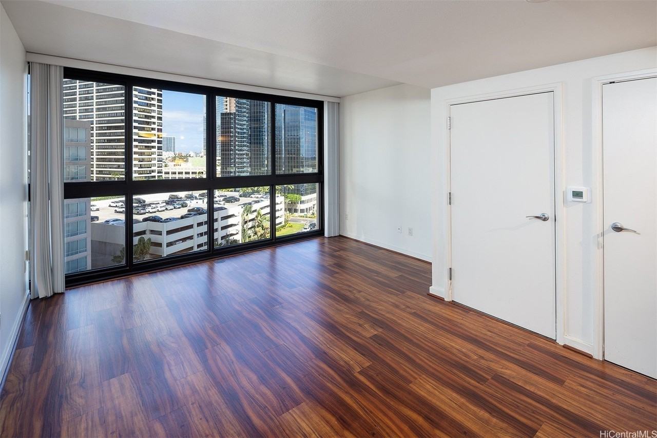 600 Queen St #904 - Photo 3 of 13