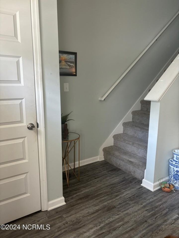 126 Buckhorn Ave - Photo 3 of 12
